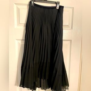 White House black market size zero